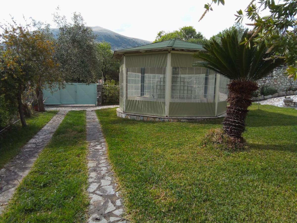 Dogis Retreat Apartment Agia Efimia